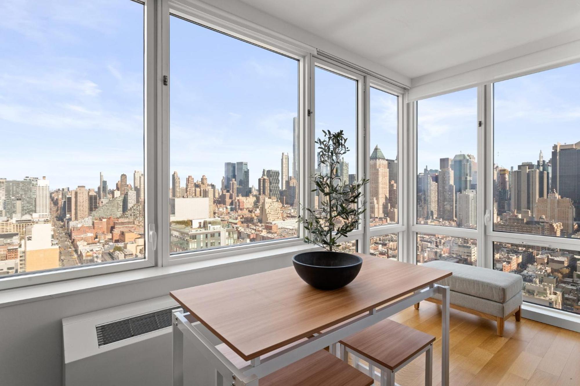 Stunning Luxe 1bd 1bath Apartment