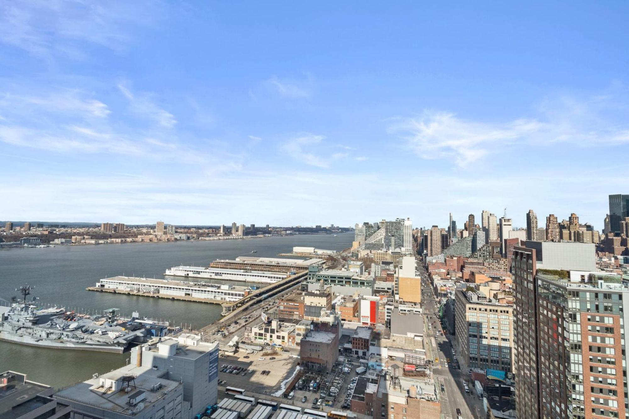 Stunning Luxe 1bd 1bath New York